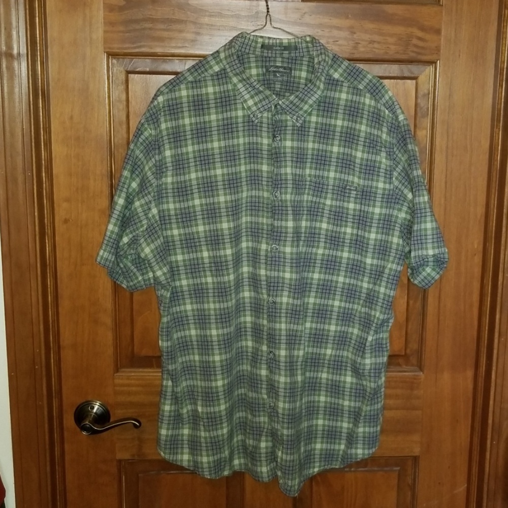 Eddie Bauer Short Sleeve Button Down Sz XXL